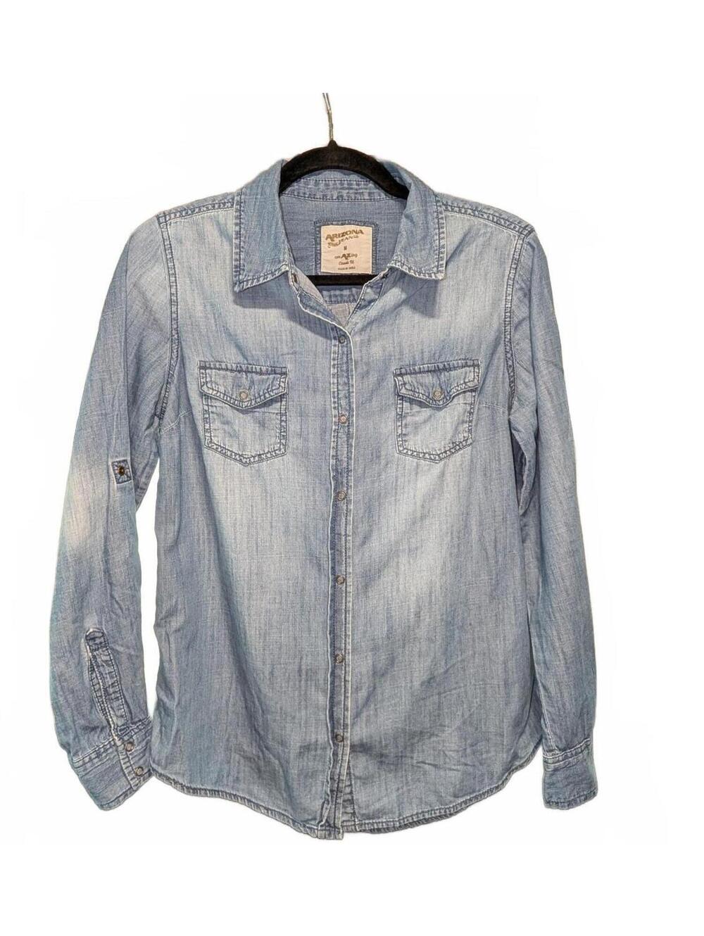 Arizona Jeans Co. Light Wash Denim Shirt Medium